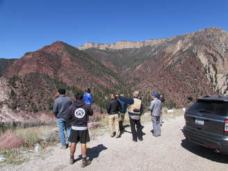 Picture Geology students on field trip